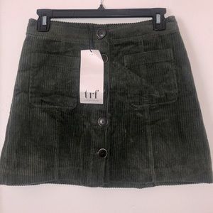 NWT ZARA Trf Collection Olive Green Corduroy Skirt - Reformation Style - Size S